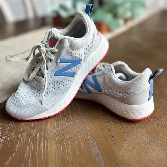 New Balance Womens Wariscw3 Blue Running Shoes Size 5.5 EUC - Picture 9 of 9